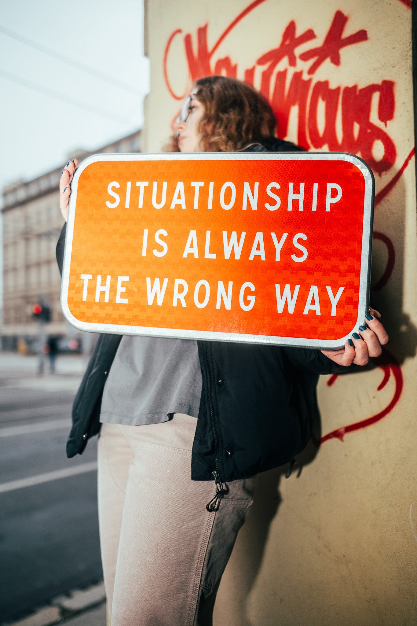 Značka "Situationship is always the wrong way"